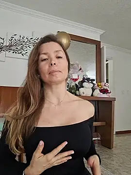 karina warthon online show from 07-06-26, 05:48