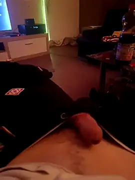 Snapshot of frankthefuck69 chatting on 03-03-25, 11:46 frankthefuck69 online show from 03-03-25, 11:46