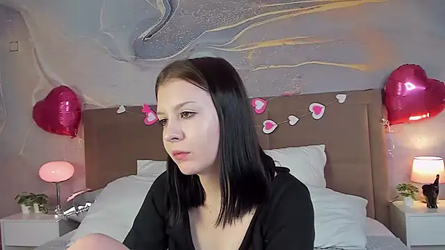 Snapshot of AmeliaVon chatting on 02-14-25, 01:40 AmeliaVon online show from 02-14-25, 01:40