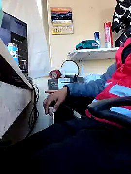 Snapshot of securityhot chatting on 01-11-25, 11:45 securityhot online show from 01-11-25, 11:45