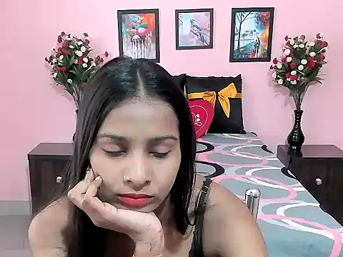Snapshot of Melis_Sandra chatting on 02-11-26, 04:06 Melis Sandra online show from 02-11-26, 04:06