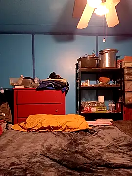 Snapshot of pssyslayer748 chatting on 03-10-26, 05:45 pssyslayer748 online show from 03-10-26, 05:45