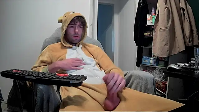 onesieboyx online show from 12-02-25, 03:18