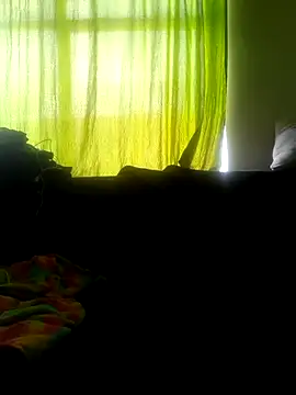Snapshot of escorpio50jt chatting on 06-08-26, 11:32 escorpio50jt online show from 06-08-26, 11:32