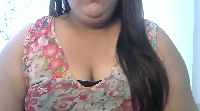 Snapshot of Jenny_lovee chatting on 02-08-25, 10:39 Jenny lovee online show from 02-08-25, 10:39