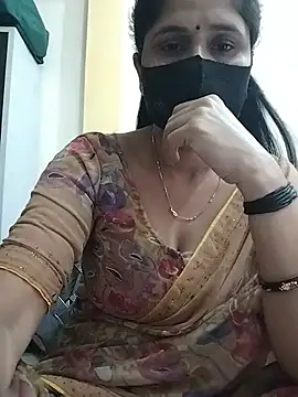 Snapshot of priyancyfun chatting on 06-21-26, 03:53 priyancyfun online show from 06-21-26, 03:53