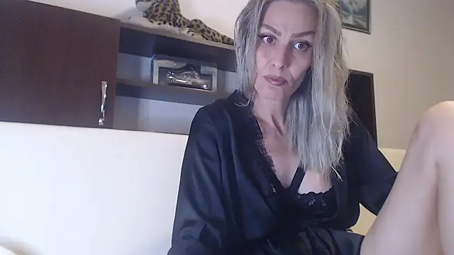 AshlineKatte online show from 09-22-25, 05:26