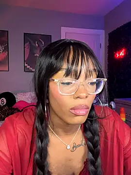 Snapshot of idaaloveexx chatting on 10-11-25, 10:19 idaaloveexx online show from 10-11-25, 10:19