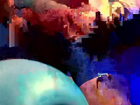 Snapshot of hesjustafriend chatting on 01-07-26, 06:05 hesjustafriend online show from 01-07-26, 06:05