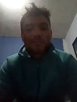 Snapshot of alezis4ee chatting on 01-19-25, 06:31 alezis4ee online show from 01-19-25, 06:31