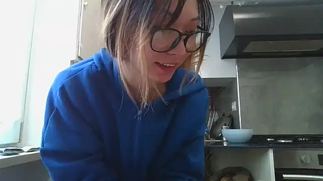 LoveFoxyQueen online show from 01-15-25, 10:17