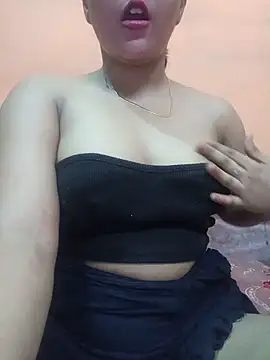 Eisha 20s online show from 06-17-26, 10:43