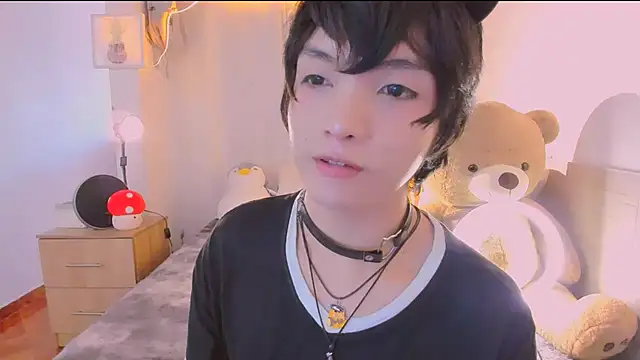 AllanYong18 online show from 03-31-26, 03:56