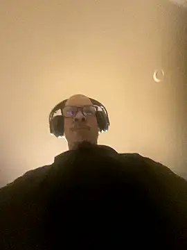 Snapshot of MrDaddyBbSnake chatting on 01-10-26, 10:36 MrDaddyBbSnake online show from 01-10-26, 10:36