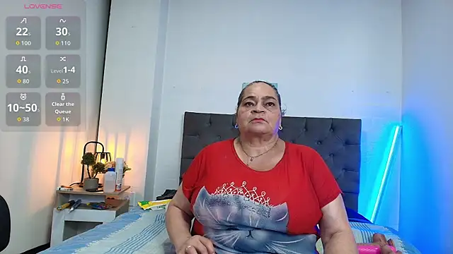 VickyBoobss online show from 05-13-26, 05:32