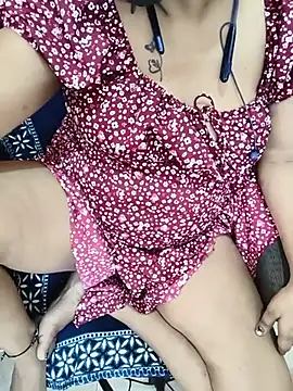 Snapshot of Lolitatamil chatting on 06-30-26, 11:33 Lolitatamil online show from 06-30-26, 11:33