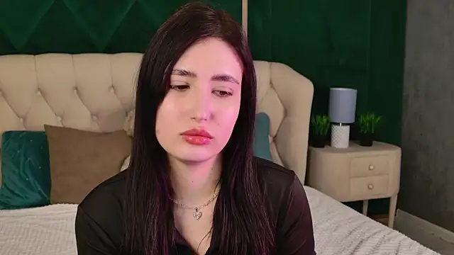 EmmaLawrens online show from 03-22-26, 10:40