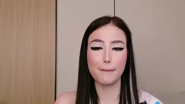 EmmaLawrens online show from 04-15-26, 07:58