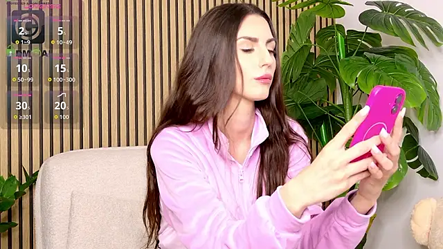 BelovedKhloee online show from 03-21-26, 05:27