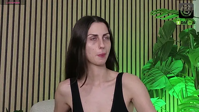 BelovedKhloee online show from 03-28-26, 05:23