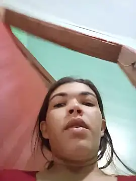 Snapshot of oliveira_k chatting on 05-31-26, 02:13 oliveira k online show from 05-31-26, 02:13