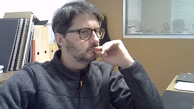 Cellino4 online show from 02-06-25, 04:47