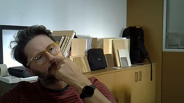 Cellino4 online show from 09-30-25, 03:39