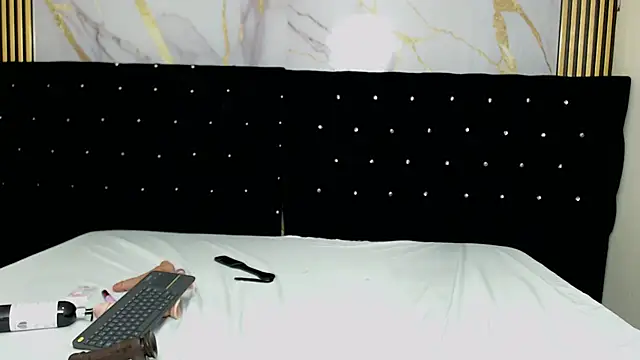 SalomeSimonz online show from 03-06-25, 11:09