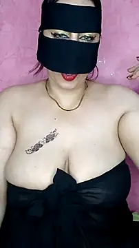 Snapshot of shosho500500 chatting on 09-23-25, 07:44 shosho500500 online show from 09-23-25, 07:44