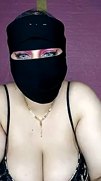 Snapshot of shosho500500 chatting on 10-10-25, 04:00 shosho500500 online show from 10-10-25, 04:00