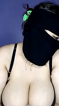 Snapshot of shosho500500 chatting on 11-03-25, 08:37 shosho500500 online show from 11-03-25, 08:37