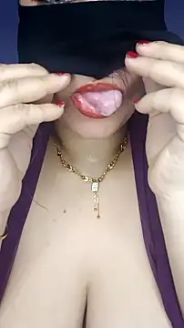 Snapshot of shosho500500 chatting on 11-03-25, 09:38 shosho500500 online show from 11-03-25, 09:38