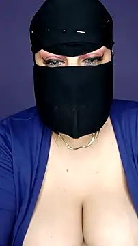 Snapshot of shosho500500 chatting on 11-27-25, 08:05 shosho500500 online show from 11-27-25, 08:05