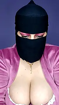 Snapshot of shosho500500 chatting on 01-10-26, 10:03 shosho500500 online show from 01-10-26, 10:03