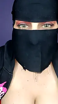 Snapshot of shosho500500 chatting on 01-13-26, 08:14 shosho500500 online show from 01-13-26, 08:14