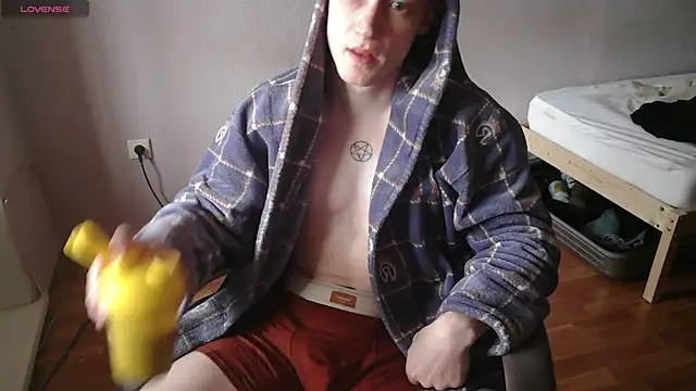 Snapshot of johnny_positive chatting on 04-02-26, 05:38 johnny positive online show from 04-02-26, 05:38