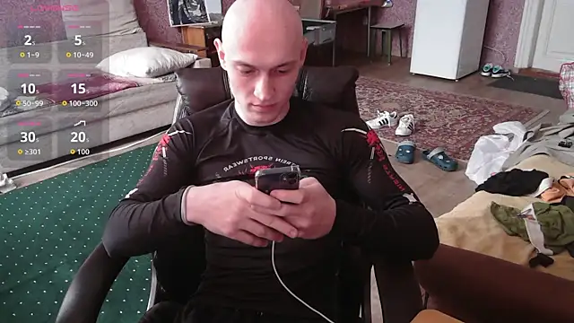 Snapshot of johnny_positive chatting on 04-07-26, 06:25 johnny positive online show from 04-07-26, 06:25