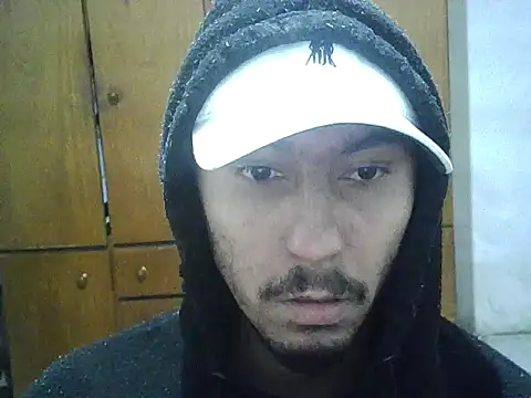 Snapshot of michel1520 chatting on 07-18-26, 01:21 michel1520 online show from 07-18-26, 01:21
