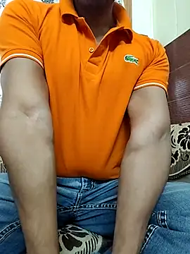 Snapshot of 13horny13 chatting on 08-08-26, 02:47 13horny13 online show from 08-08-26, 02:47