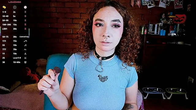 Annycolin  online show from 02-11-26, 09:42