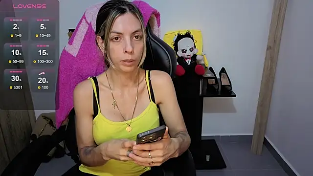 Princezzlove3 online show from 03-20-26, 11:09