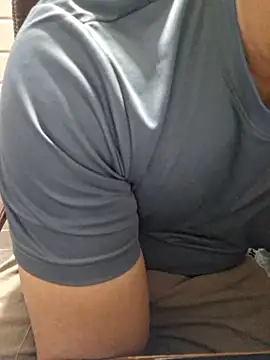 xxxsmartboyxxx online show from 04-06-26, 06:31