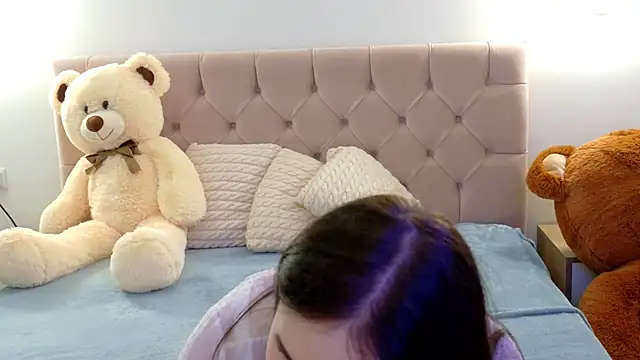 Snapshot of Lilliana_Moon chatting on 03-04-26, 09:37 Lilliana Moon online show from 03-04-26, 09:37