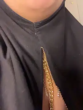 Snapshot of zahra_Jalid chatting on 04-18-26, 07:18 zahra Jalid online show from 04-18-26, 07:18