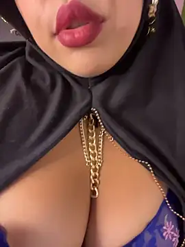Snapshot of zahra_Jalid chatting on 04-30-26, 08:37 zahra Jalid online show from 04-30-26, 08:37
