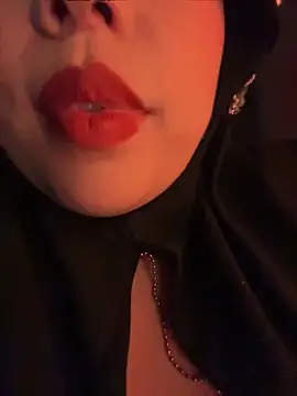 Snapshot of zahra_Jalid chatting on 05-22-26, 09:53 zahra Jalid online show from 05-22-26, 09:53