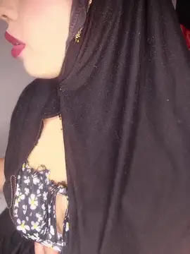 Snapshot of zahra_Jalid chatting on 06-17-26, 04:41 zahra Jalid online show from 06-17-26, 04:41