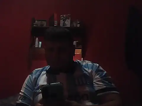 arcepablito32 online show from 11-16-25, 07:08