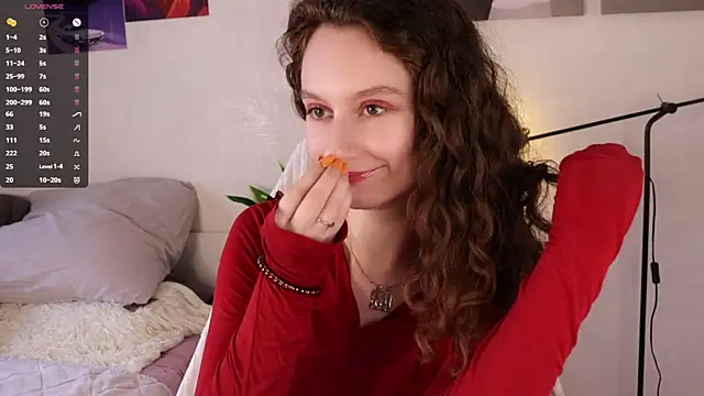 Leya Curly online show from 05-20-26, 09:59