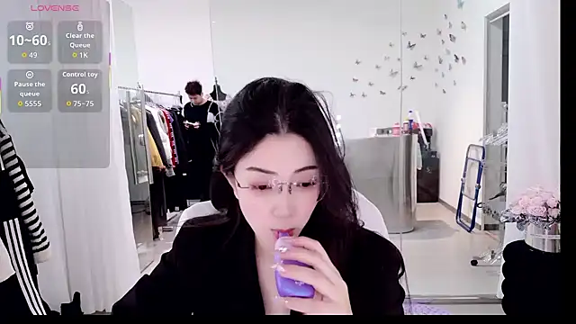 Snapshot of miaomiao-777 chatting on 03-23-26, 05:11 miaomiao-777 online show from 03-23-26, 05:11